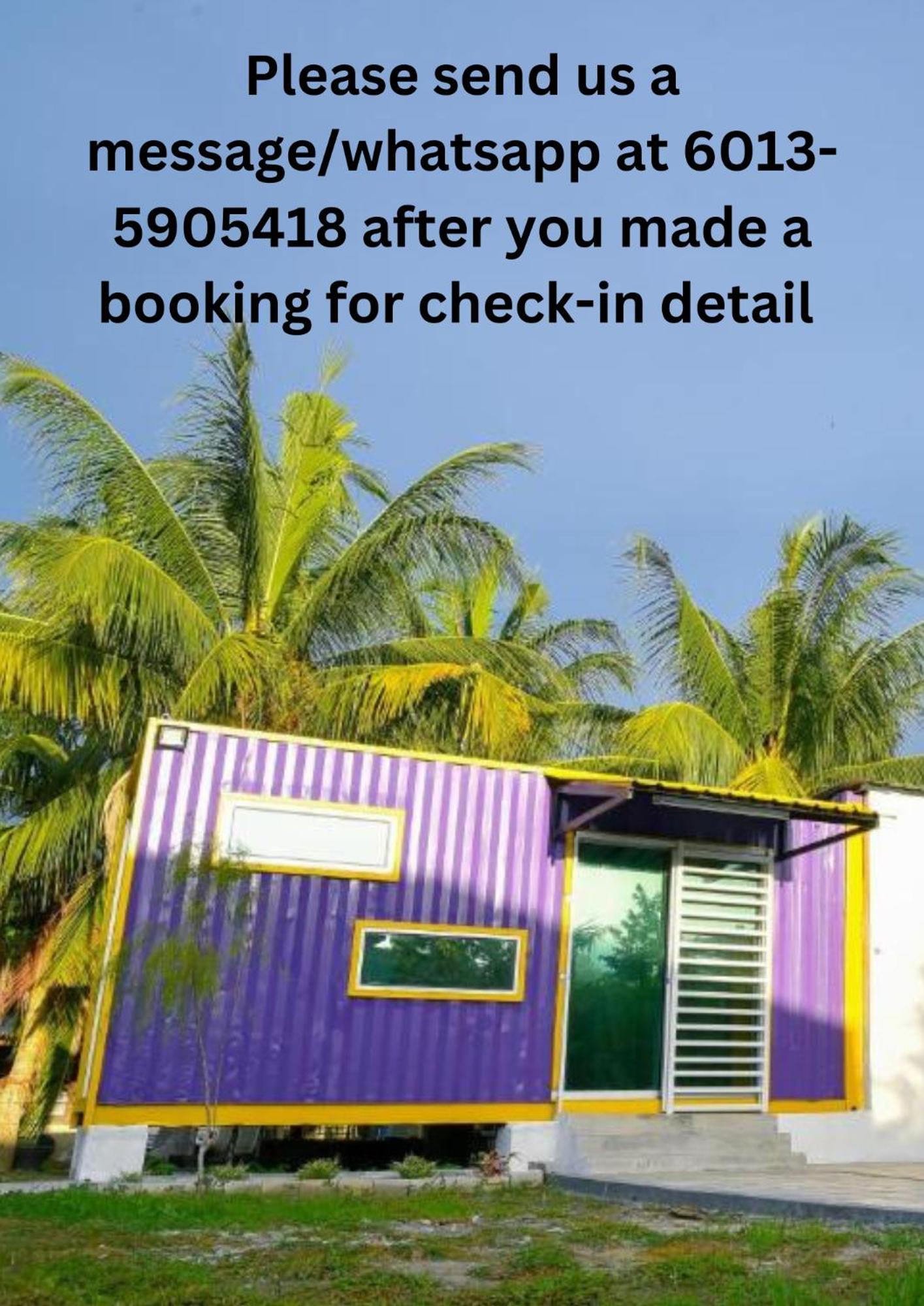 Purple Cube At Lumut Cube Homestay Kontena Eksteriør billede